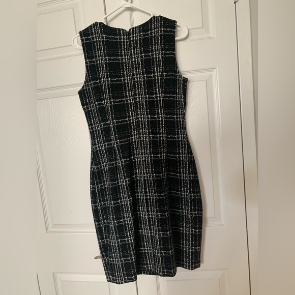 Calvin Klein like new worn a few times PFSF home gorgeous lined stretch dress - Picture 3 of 7